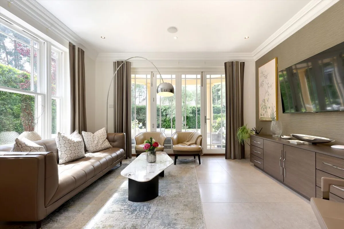 Abbots Drive, Wentworth, GU25, photo 6