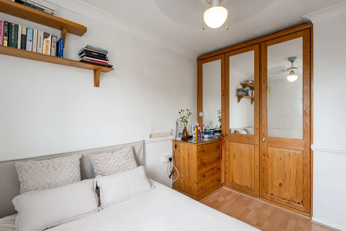 Morden, SM4, photo 5