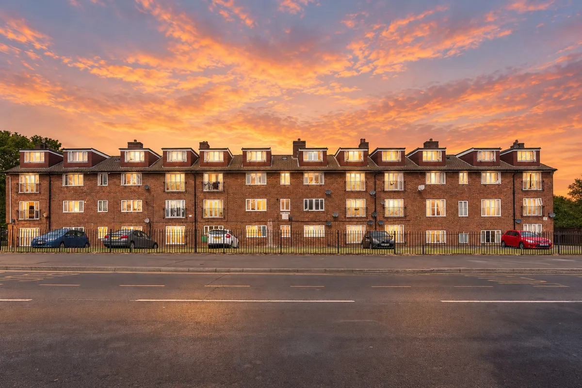 Morden, SM4, photo 24