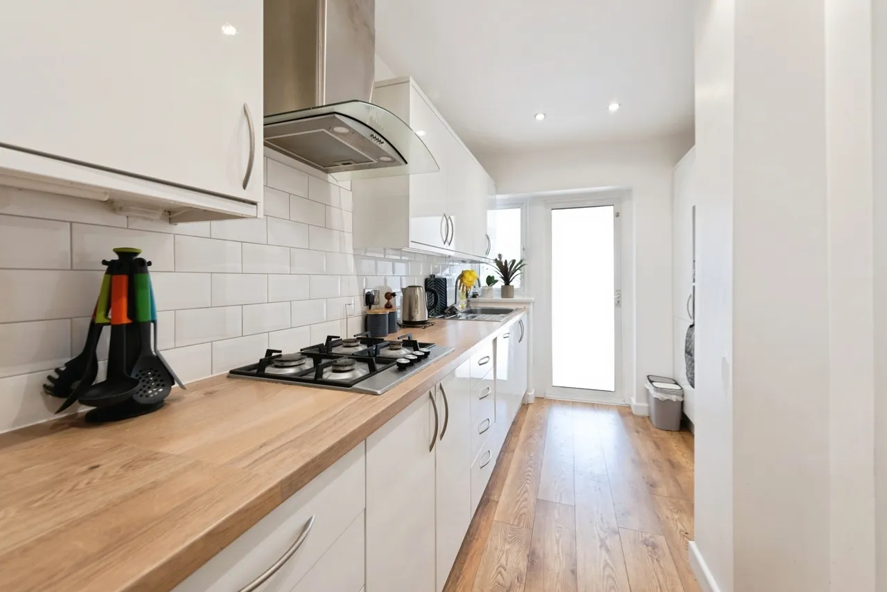 Avery Lane, Gosport, PO12, photo 15