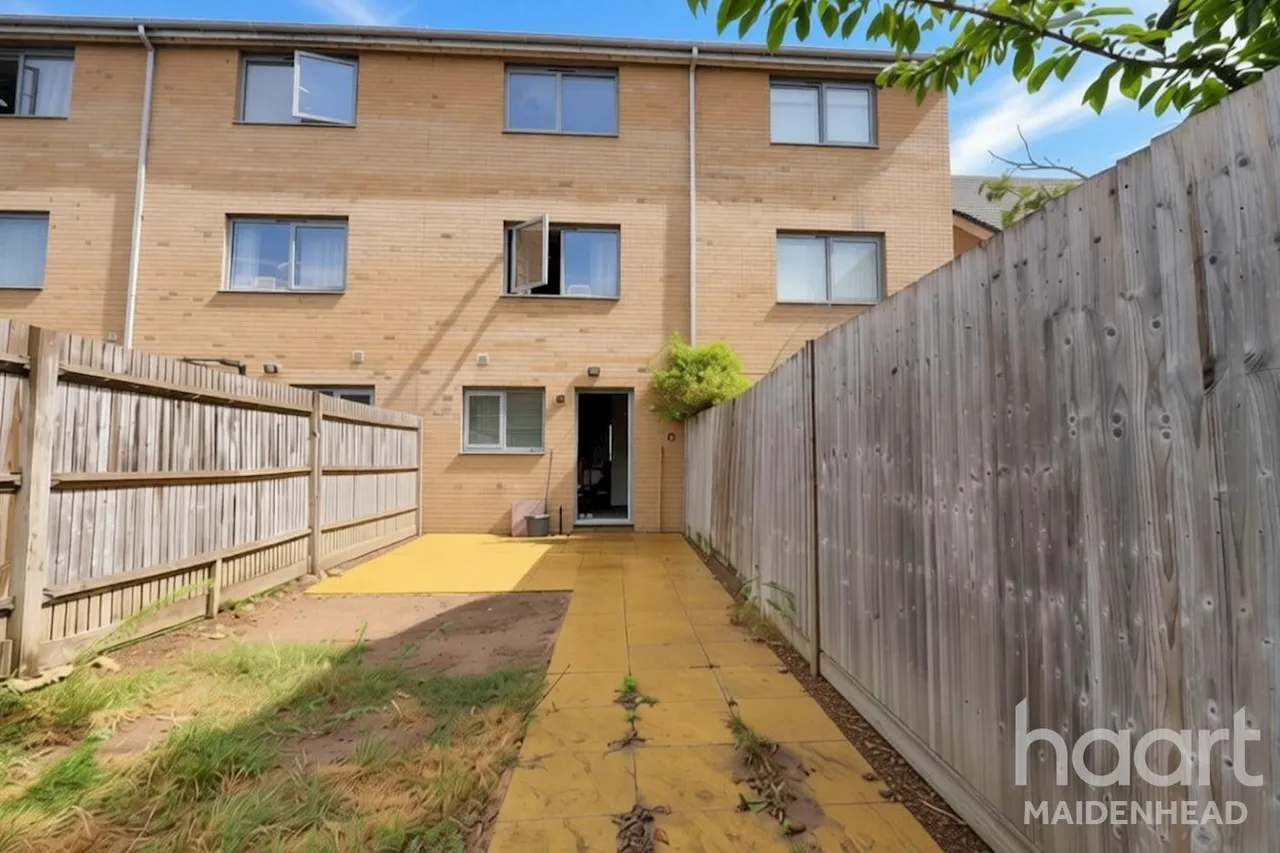 Quintin Close, Maidenhead, SL6, photo 21