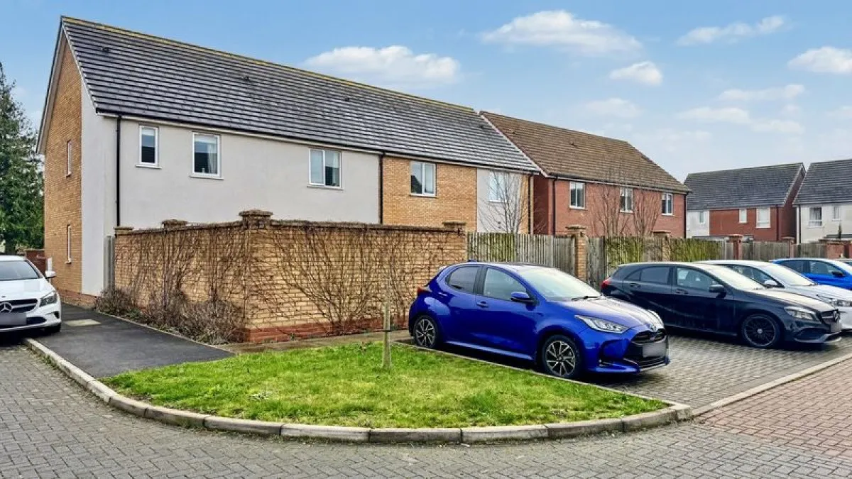 Main Road, Lincoln, photo 12