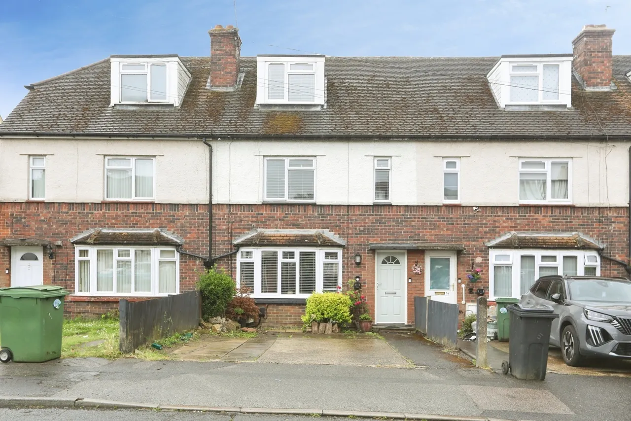 3 bed house for sale — Courtenay Road, Maidstone, Kent, ME15