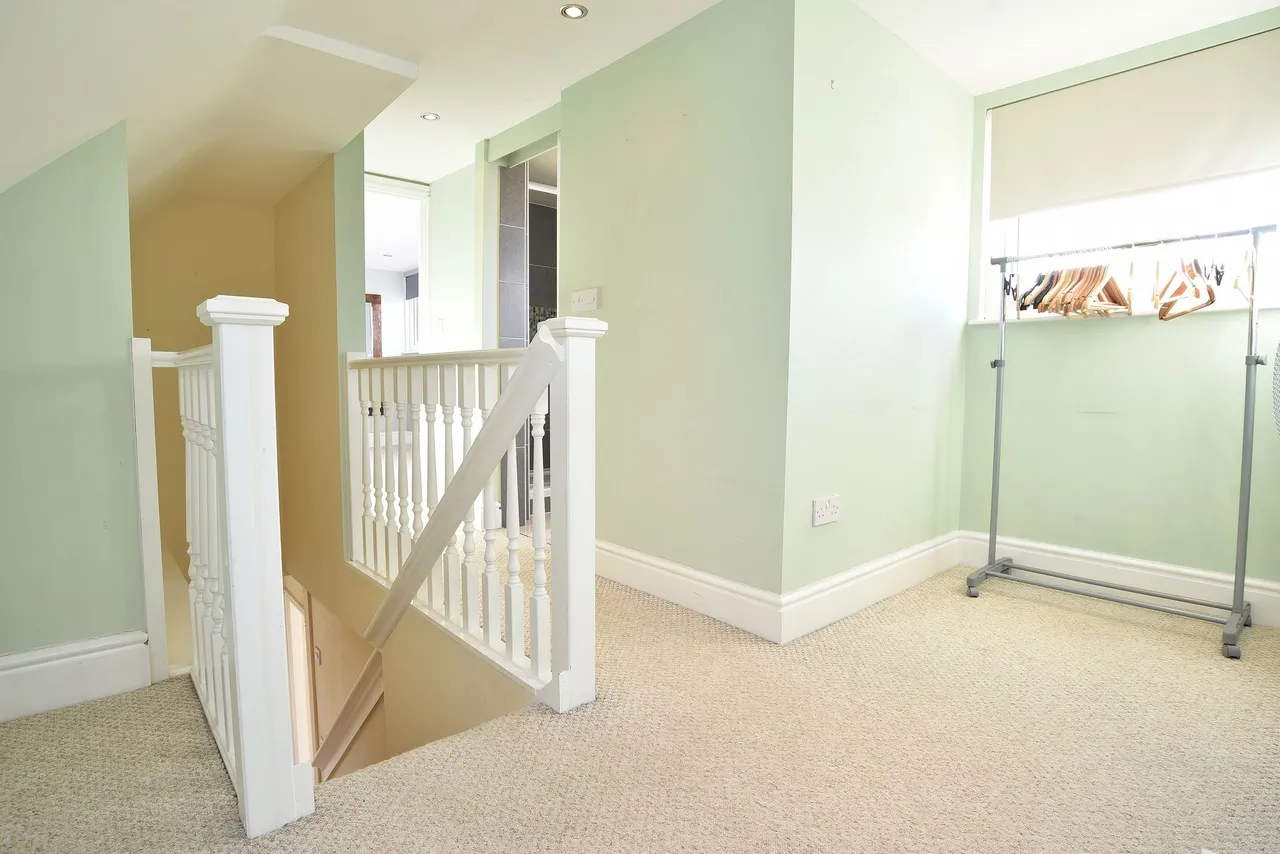 St. Catherines Road, Harrogate, HG2, photo 14