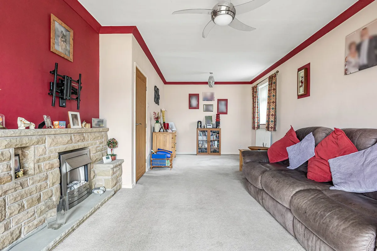 Skinner Road, Launton, photo 3