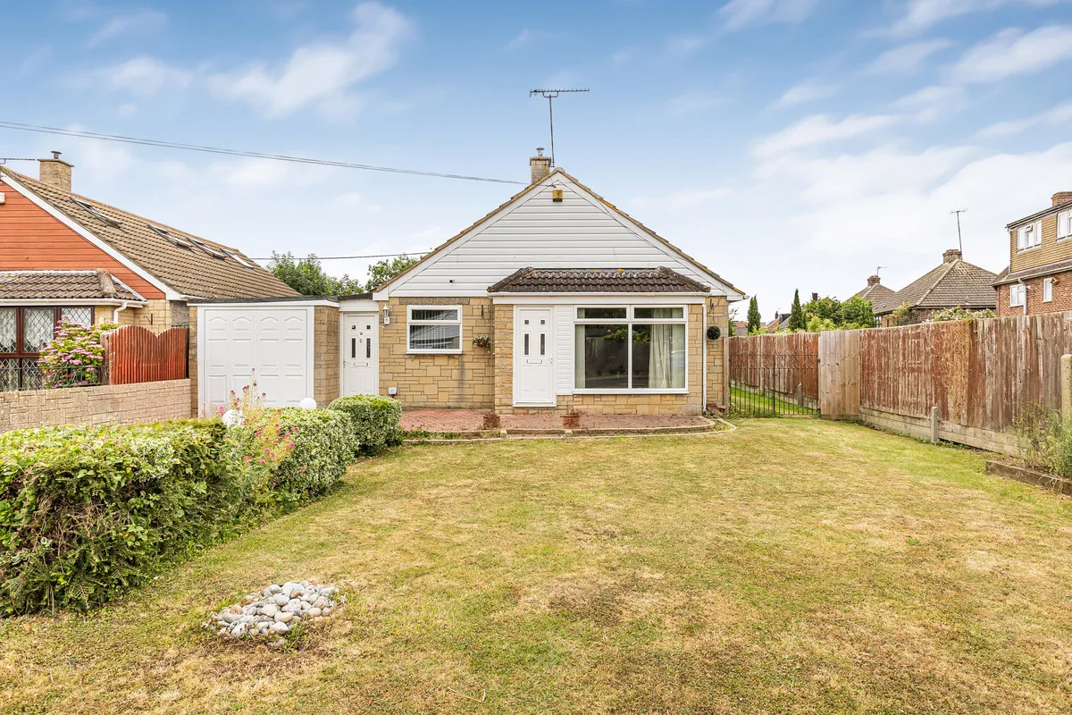 4 bed house for sale, Skinner Road, Launton