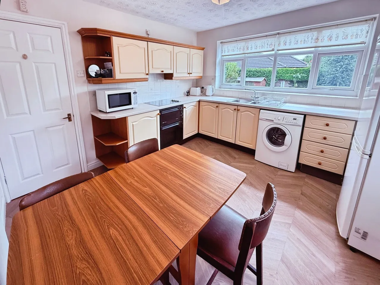 Victoria Way, Stockport, photo 6