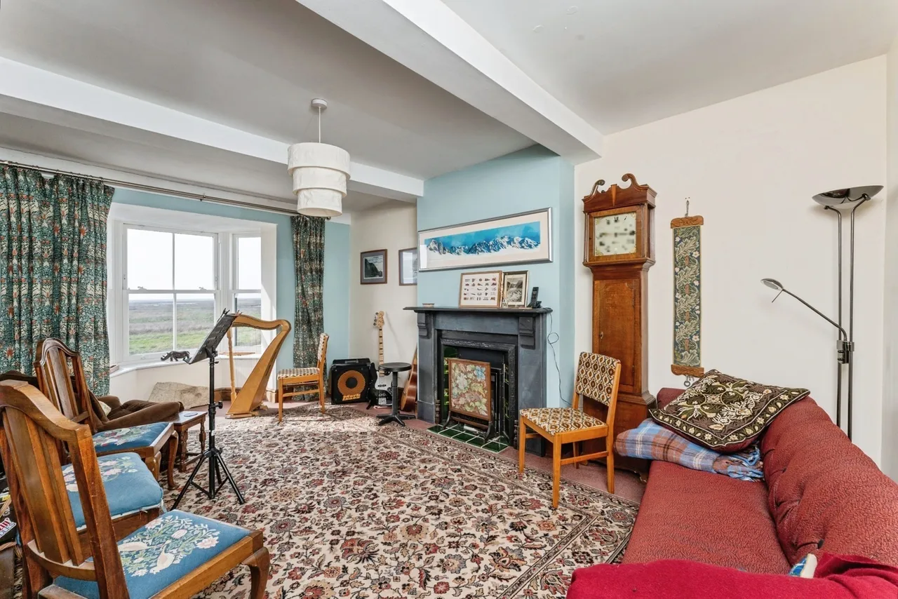The Parade, Parkgate, CH64, photo 4
