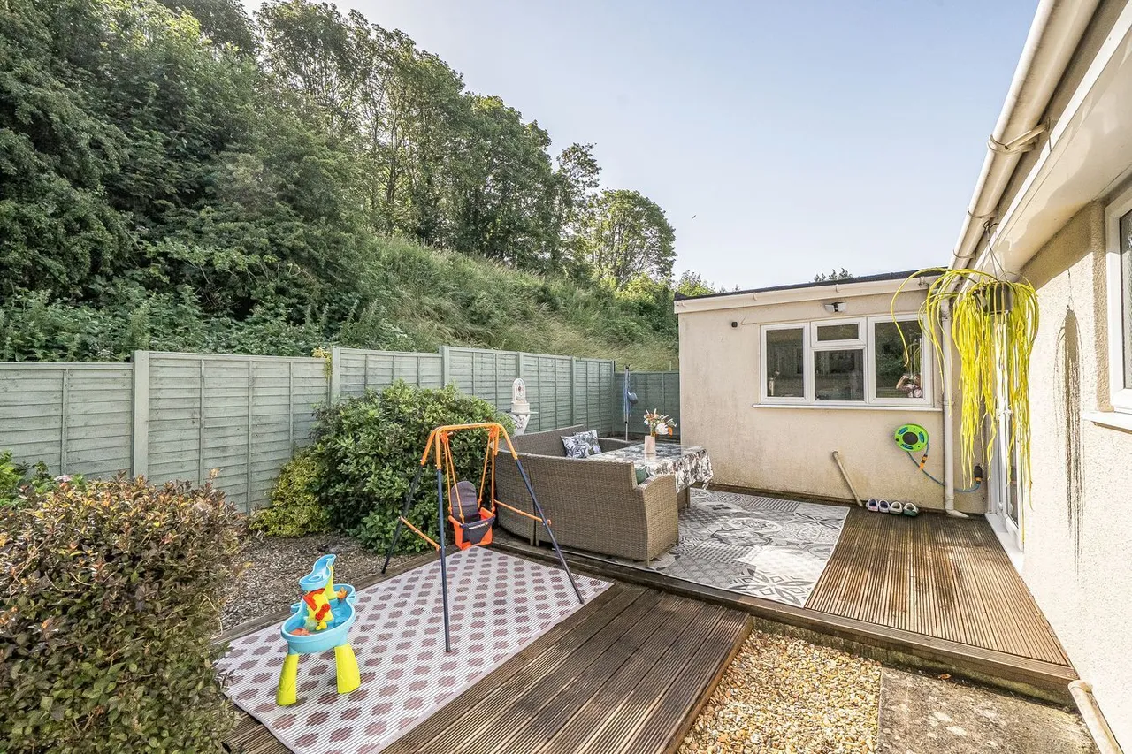 Charlton Close, Shepton Mallet, BA4, photo 15