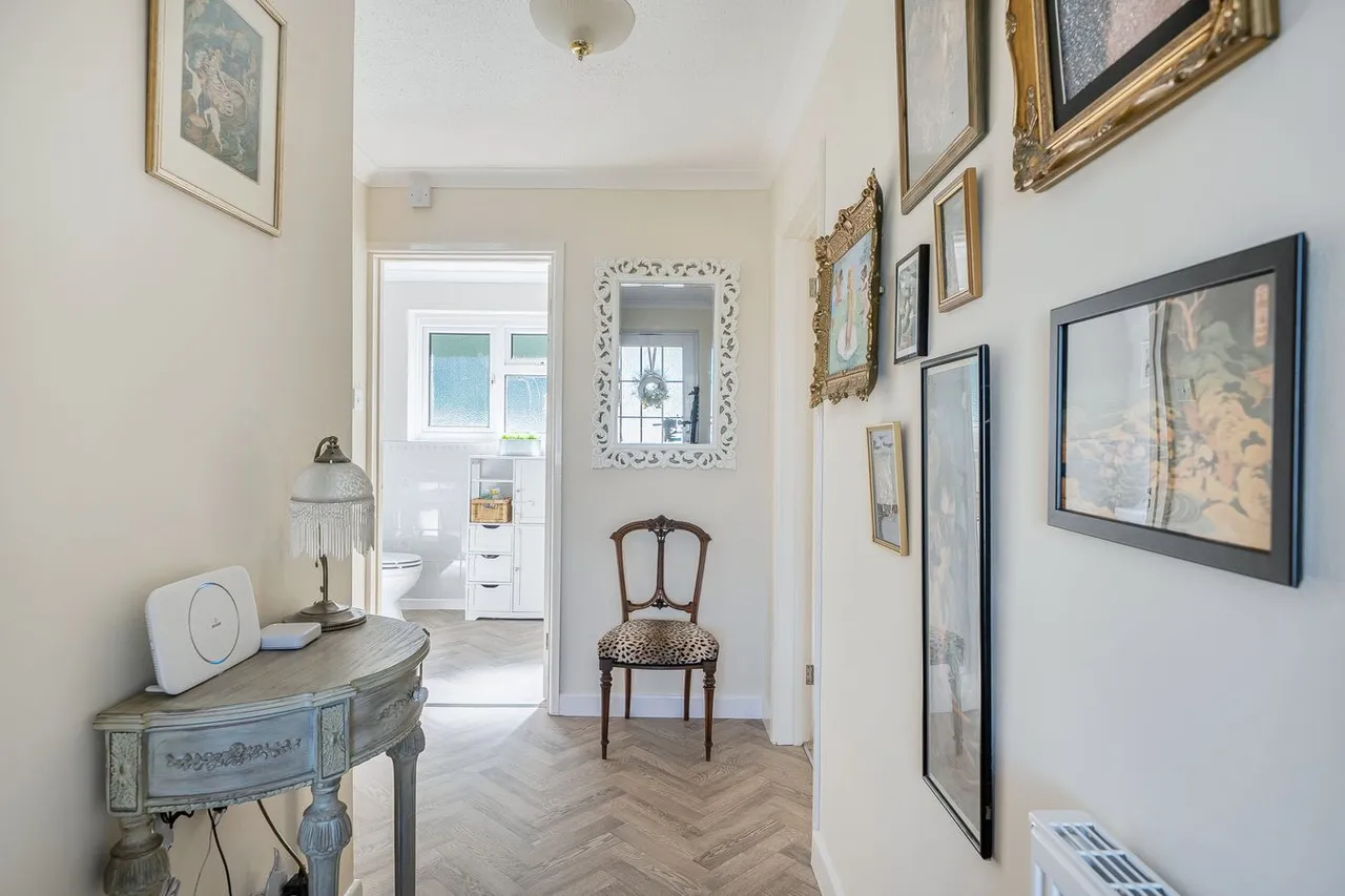 Charlton Close, Shepton Mallet, BA4, photo 8