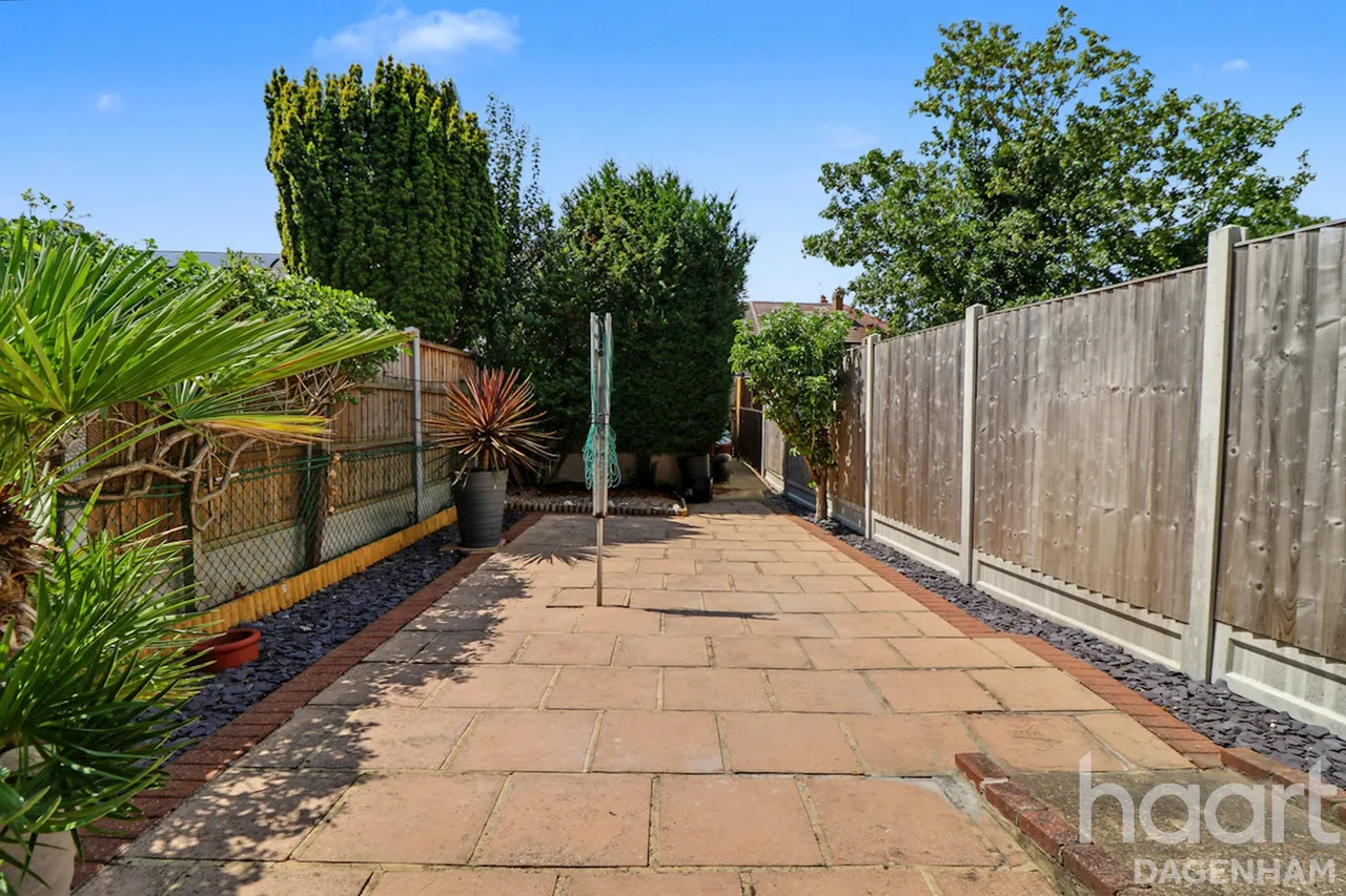 Church Lane, Dagenham, RM10, photo 14