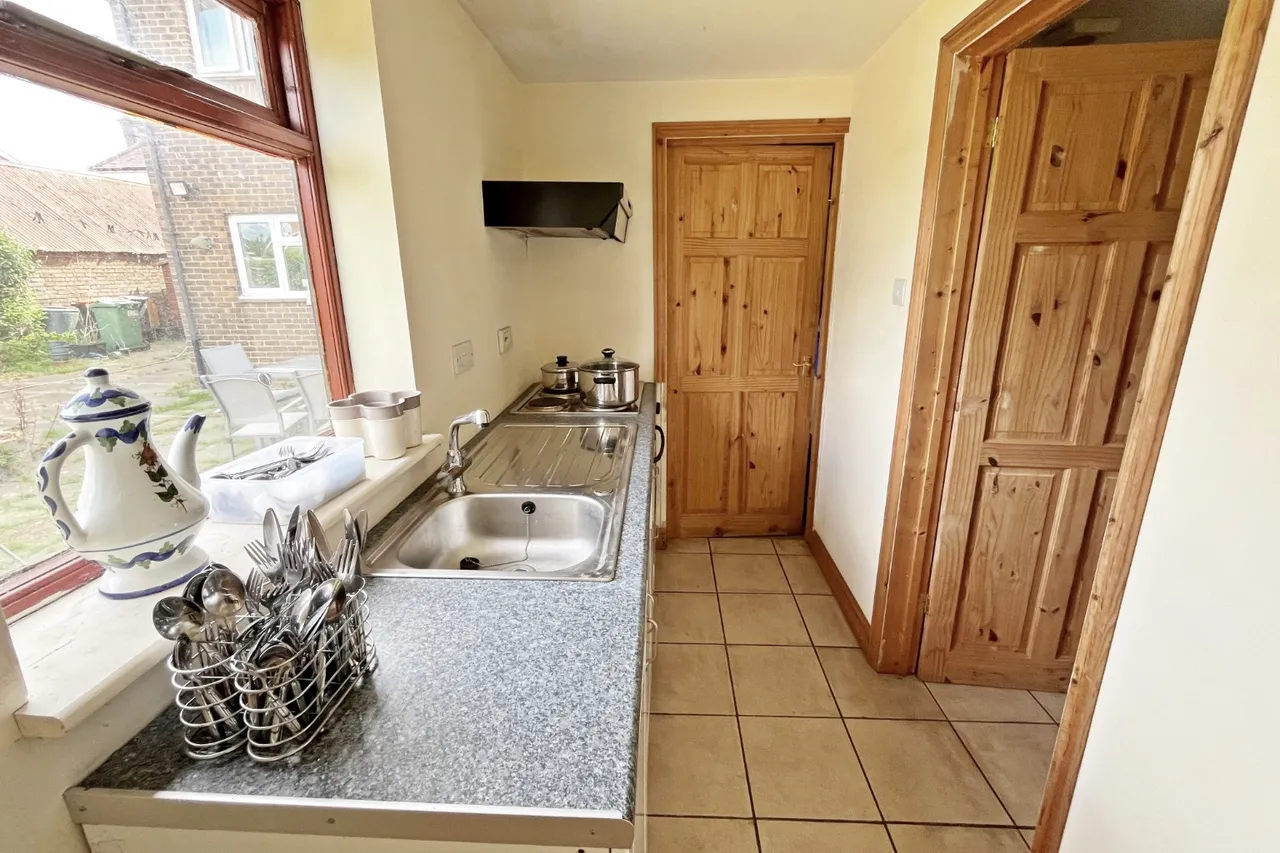 Dunstable Road, Toddington, photo 17
