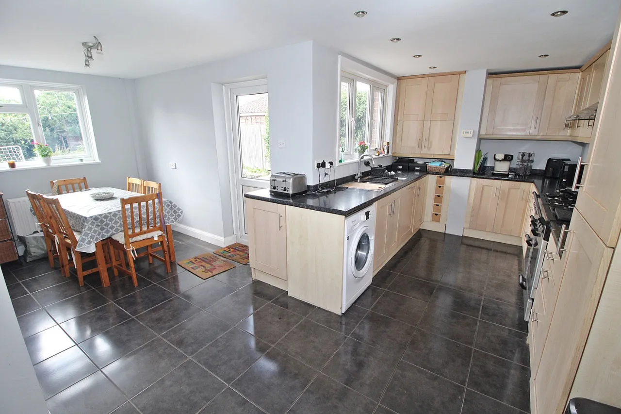 Dunstable Road, Toddington, photo 5