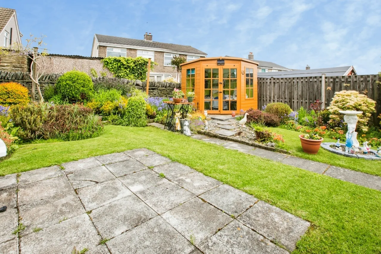 Tewit Lane, HALIFAX, West Yorkshire, HX2, photo 12