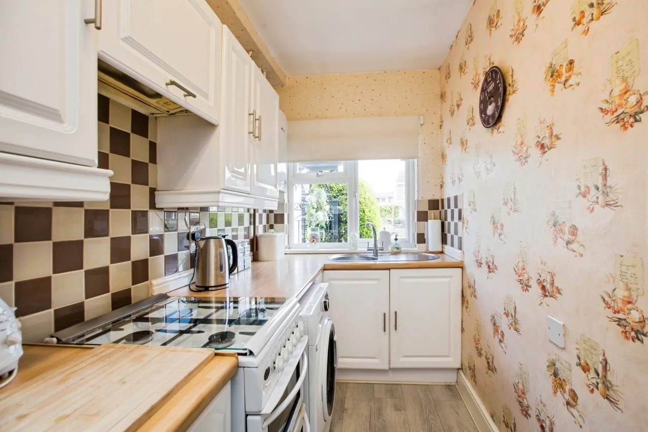 Tewit Lane, HALIFAX, West Yorkshire, HX2, photo 16