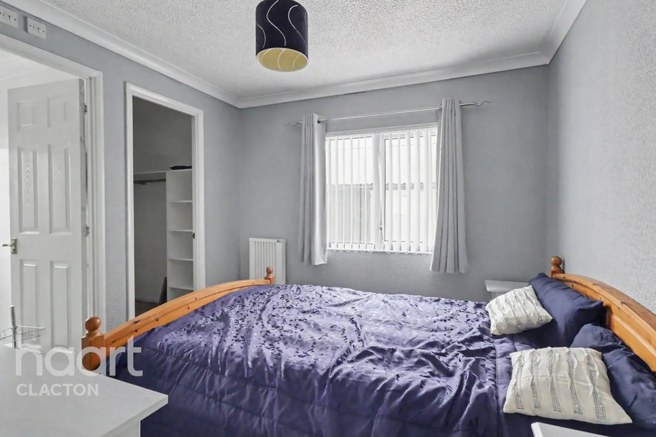 St Osyth Road East, Clacton-On-Sea, CO16, photo 7