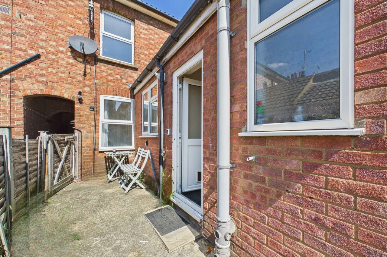 St Andrews Street, Leighton Buzzard, LU7, photo 11