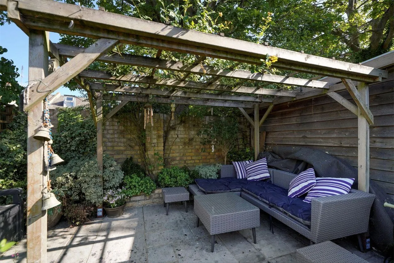 Bickerton Road, London, N19, photo 10