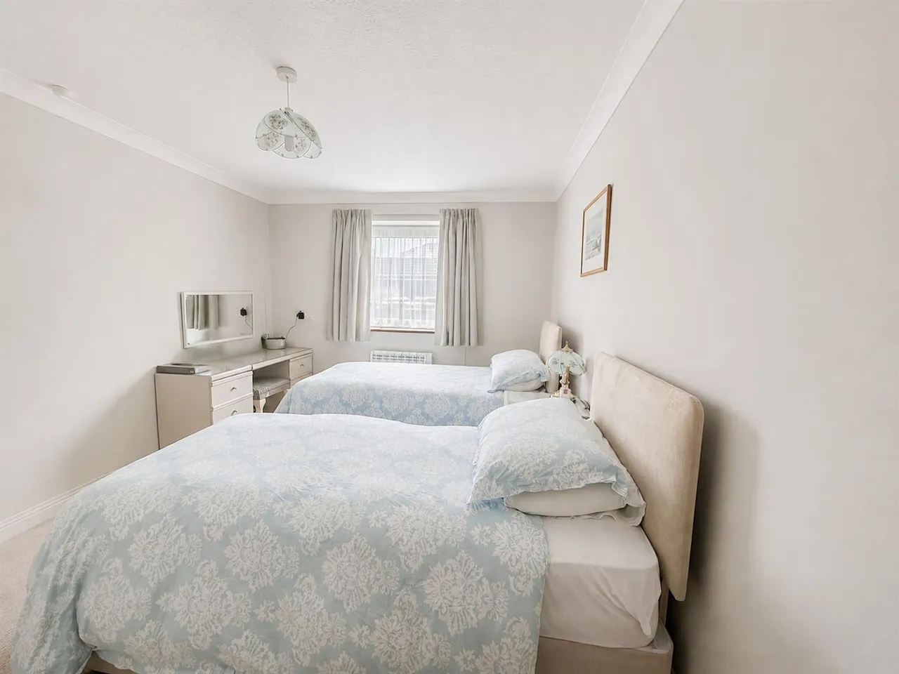Terminus Road, Bexhill-On-Sea, TN39 3LL, photo 8