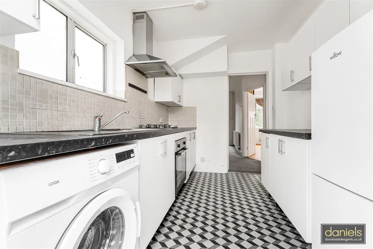 Oldborough Road, Wembley, HA0, photo 3