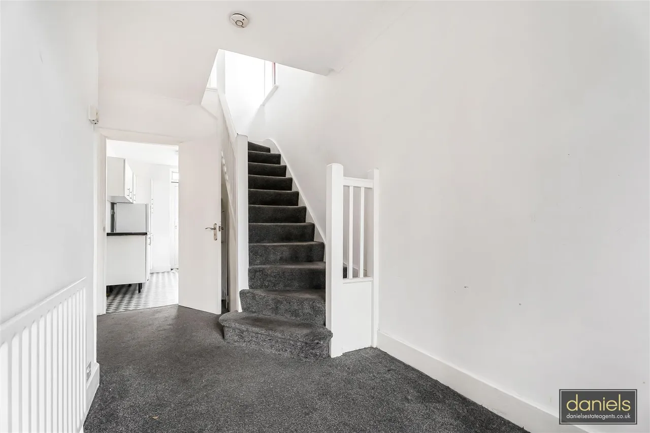 Oldborough Road, Wembley, HA0, photo 5