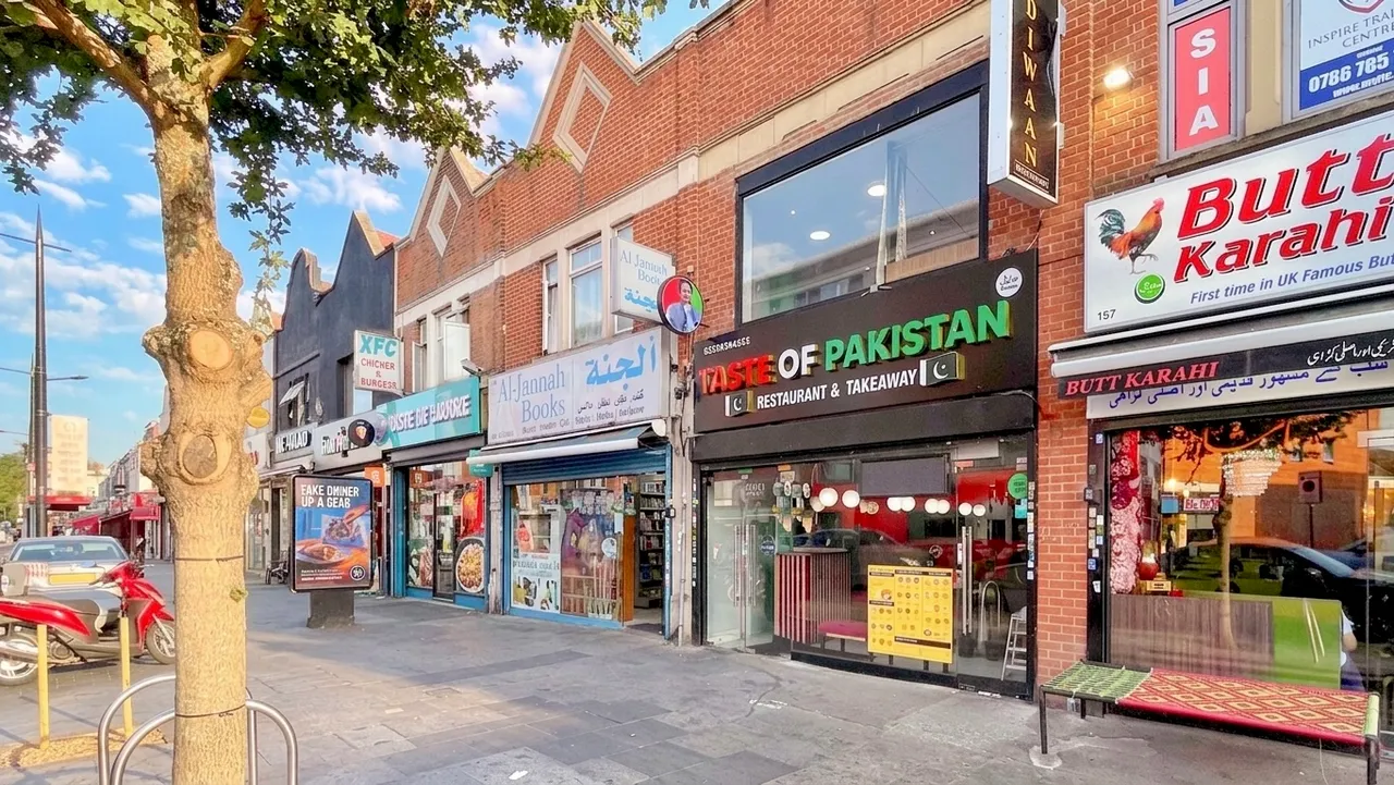 The Broadway, Southall, UB1, photo 3