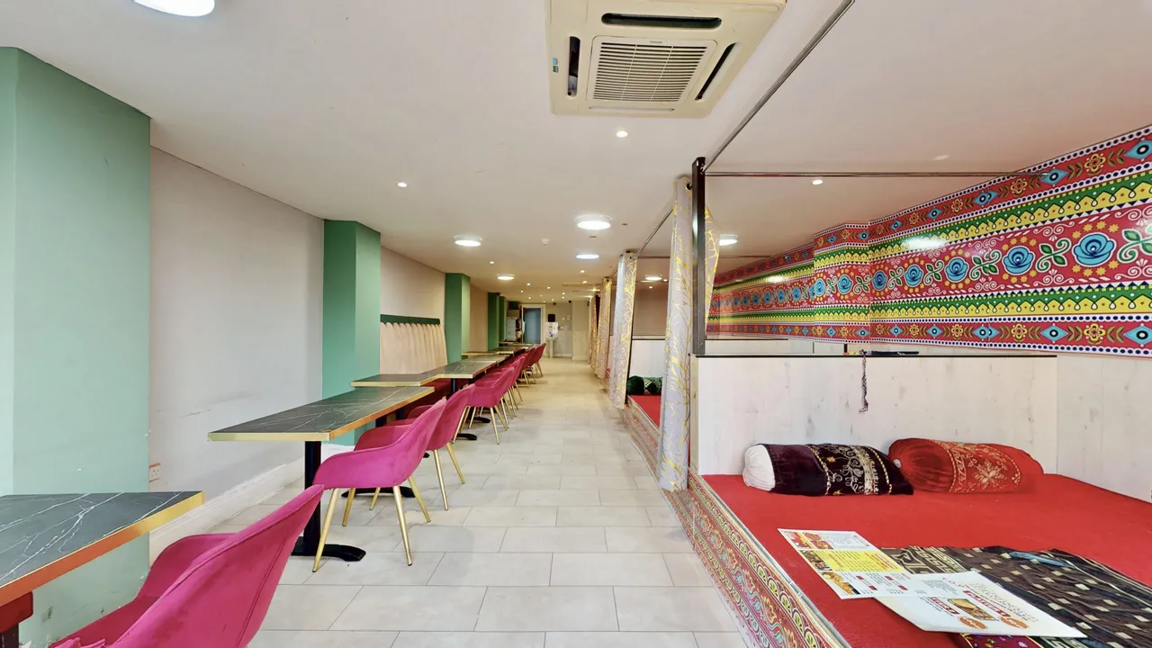 The Broadway, Southall, UB1, photo 23