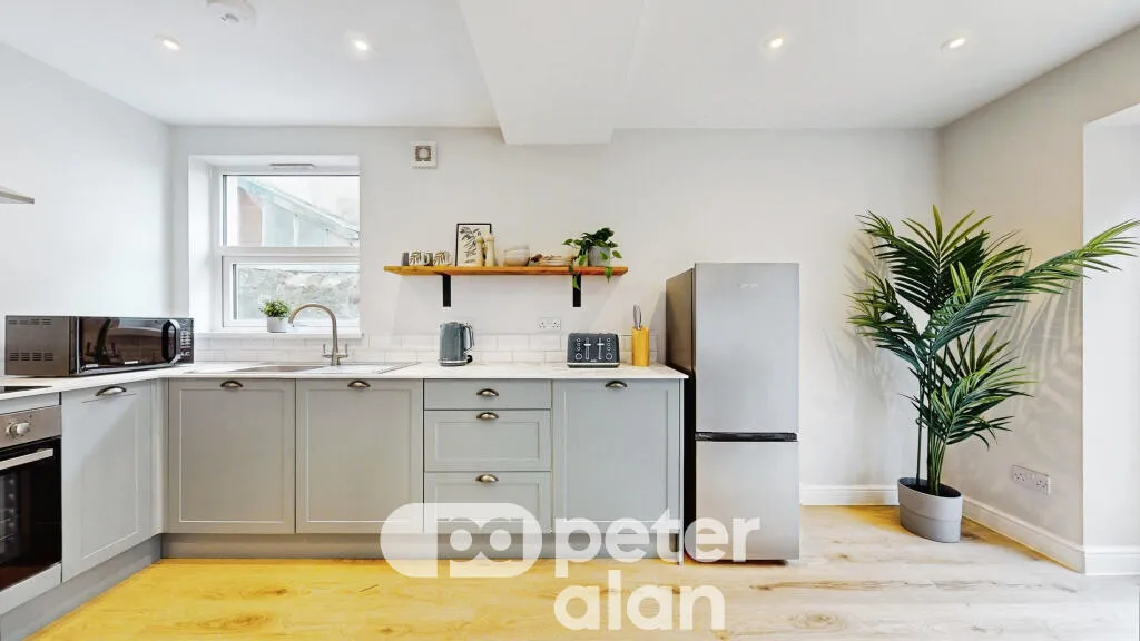 Crawshay Street, Cardiff, CF10, photo 12