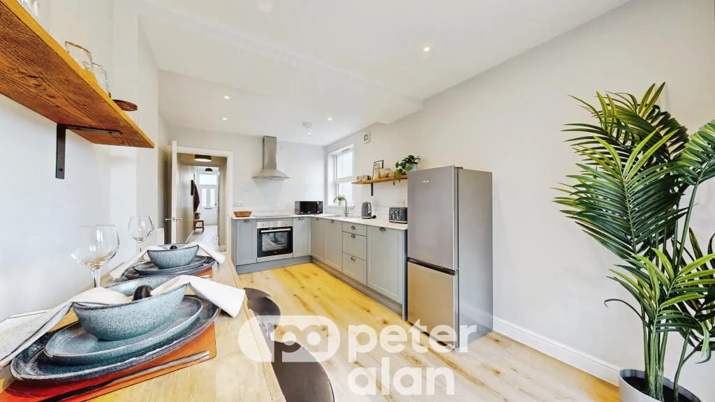 Crawshay Street, Cardiff, CF10, photo 10