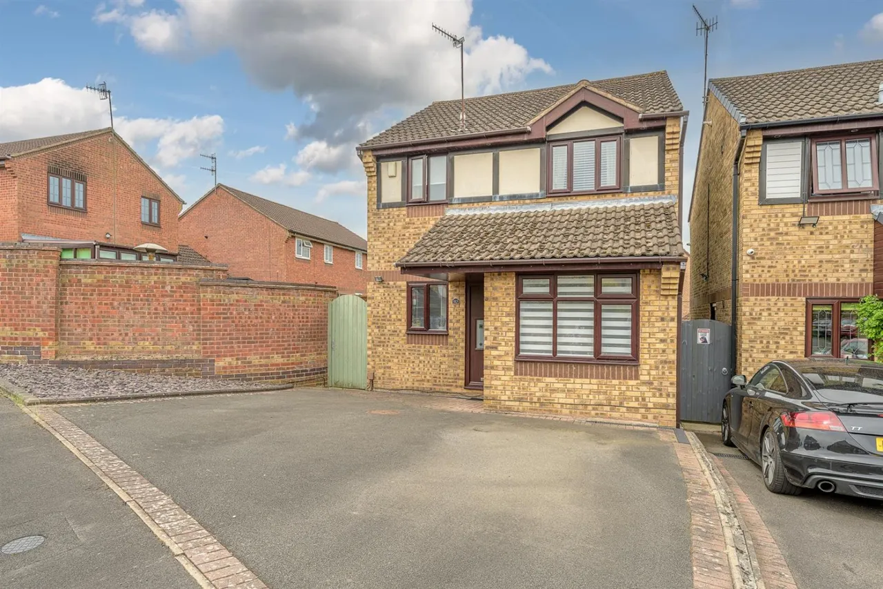 3 bed house for sale — Trinity Road, Amblecote, Stourbridge, DY8 4LZ