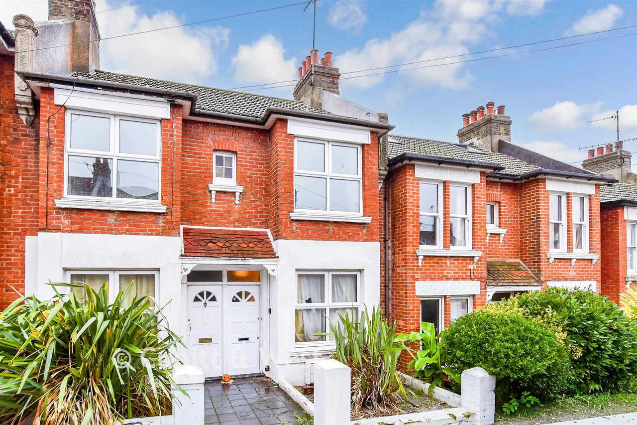 2 bed flat for sale, Totland Road, Brighton, BN2
