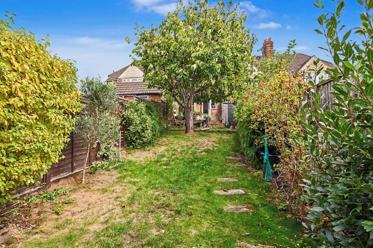 Wingrave Road, Tring, HP23, photo 24