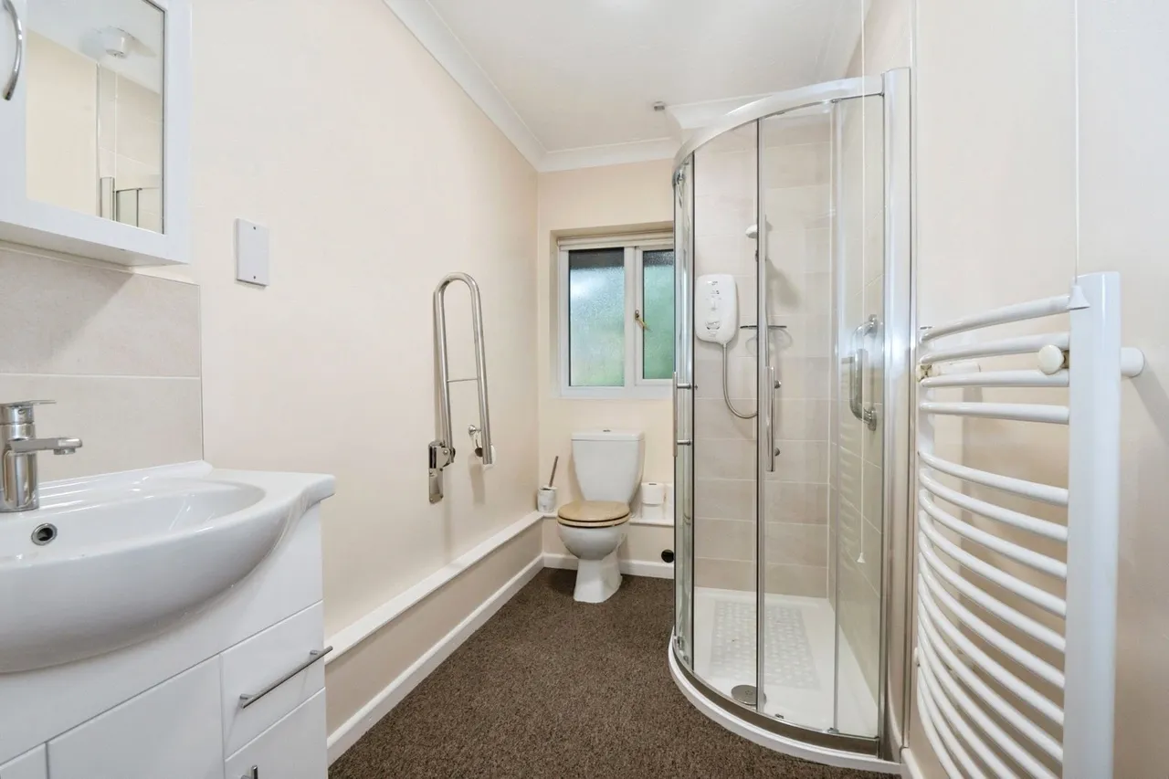 Old Parsonage Court, Otterbourne, SO21, photo 12
