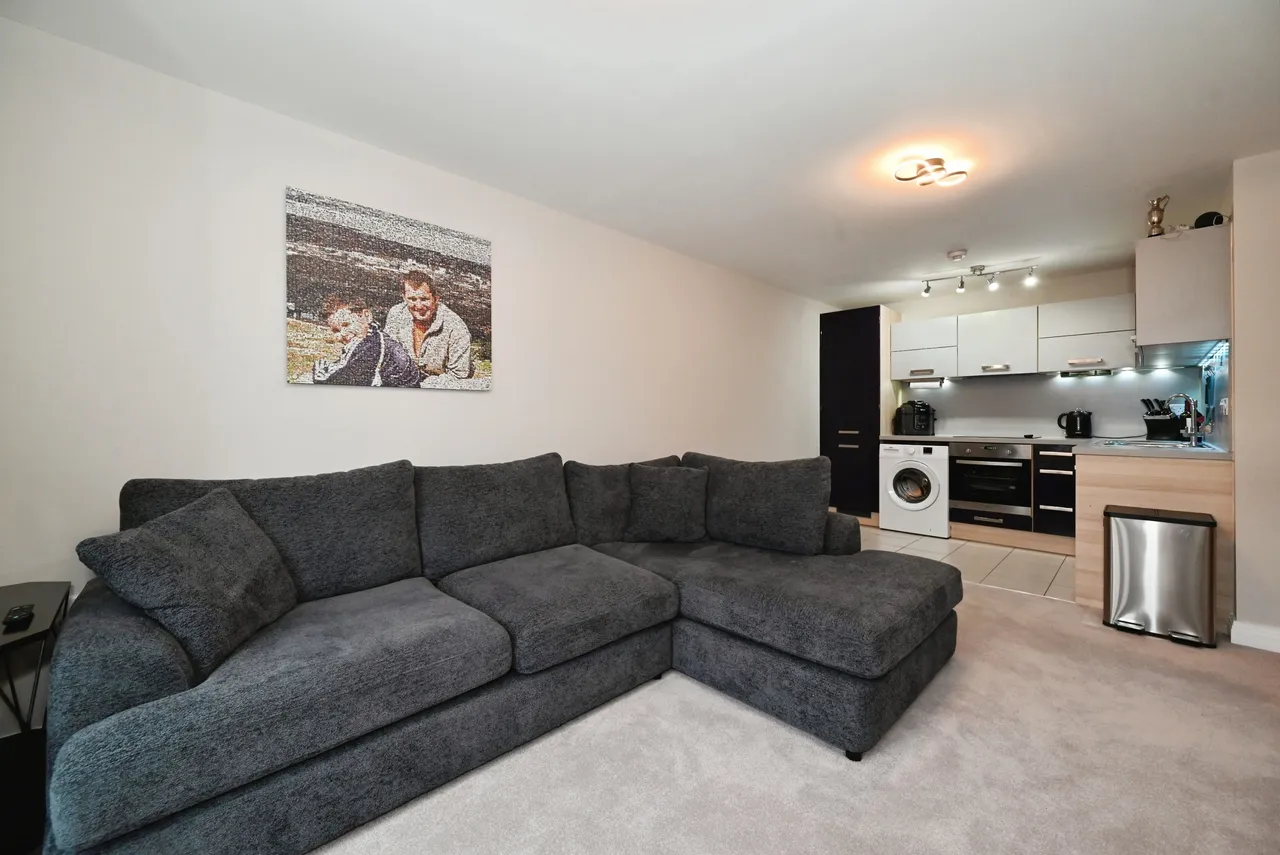 Ashville Way, Wokingham, RG41, photo 3