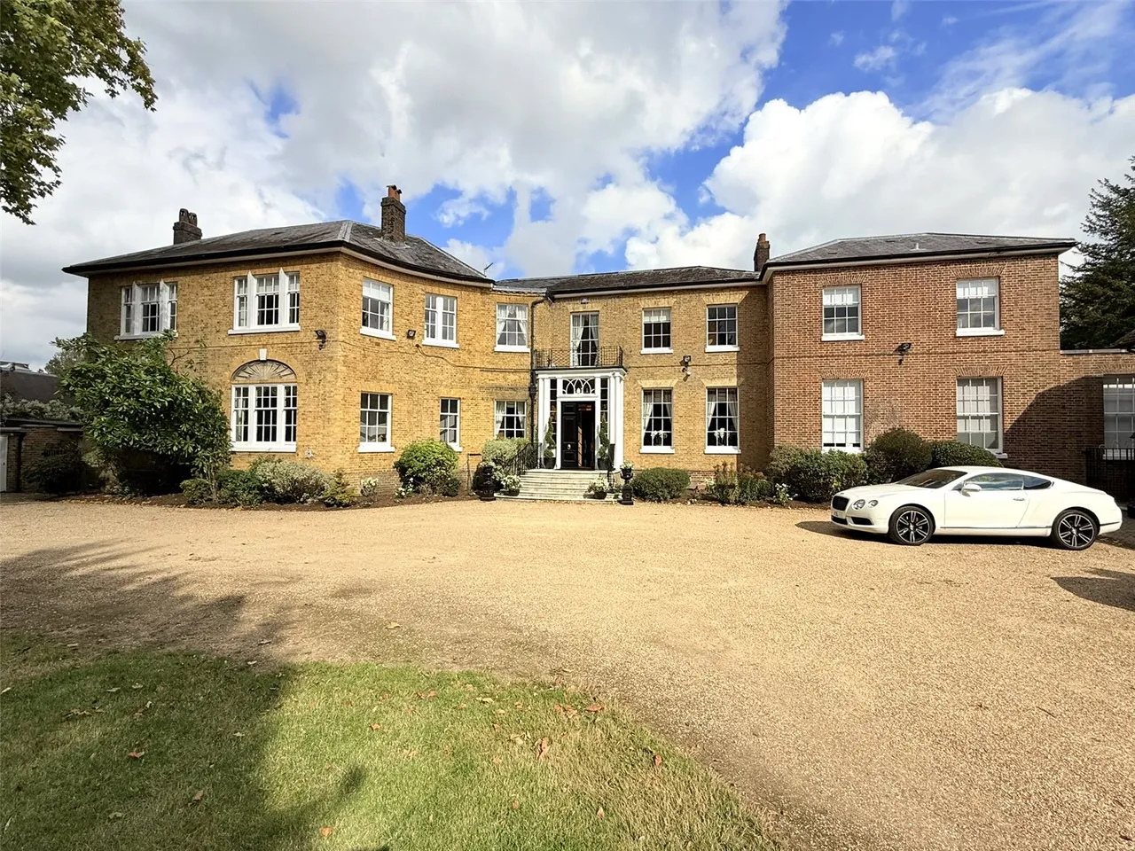 9 bed house to rent — Hadley Green Road, Barnet, Hertfordshire, EN5 5PY