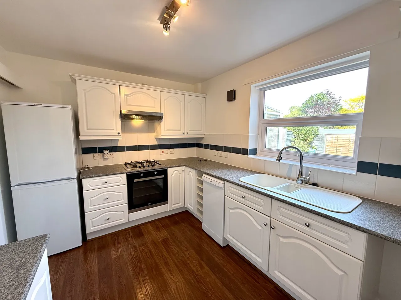 Pasture Close, Swindon, Wiltshire, SN2 2UH, photo 7