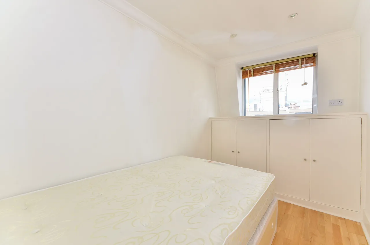 Flat 6, 56 Hogarth Road, London, photo 6