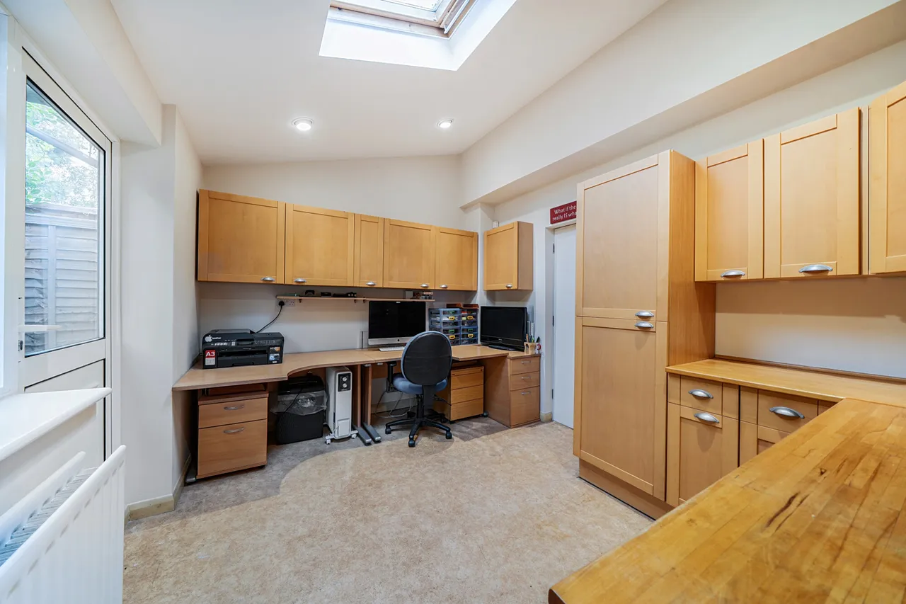 Cornwall Road, Uxbridge, UB8, photo 5