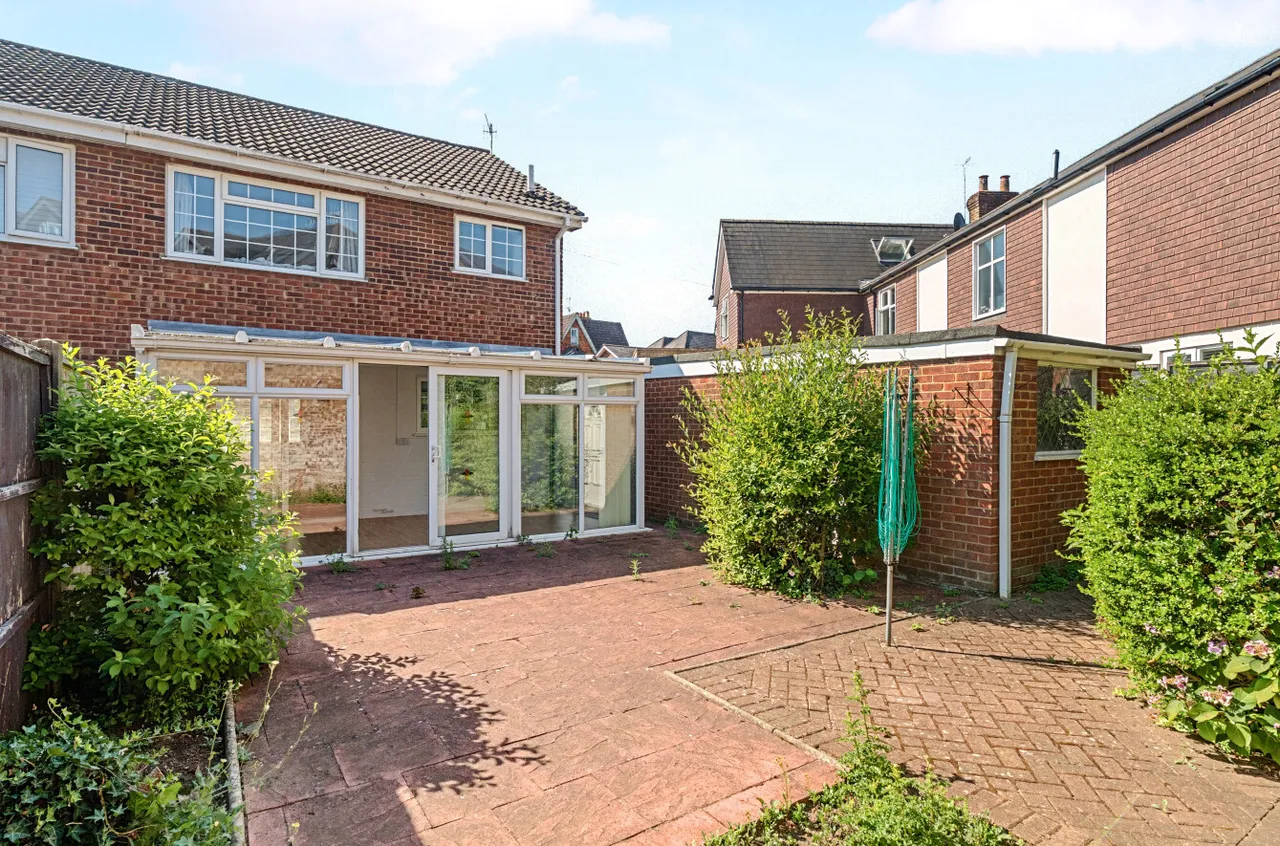 Fern Road, Farncombe, GU7, photo 4