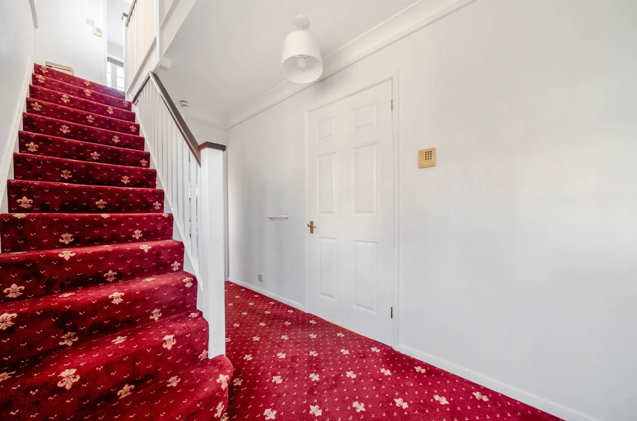 Fern Road, Farncombe, GU7, photo 11