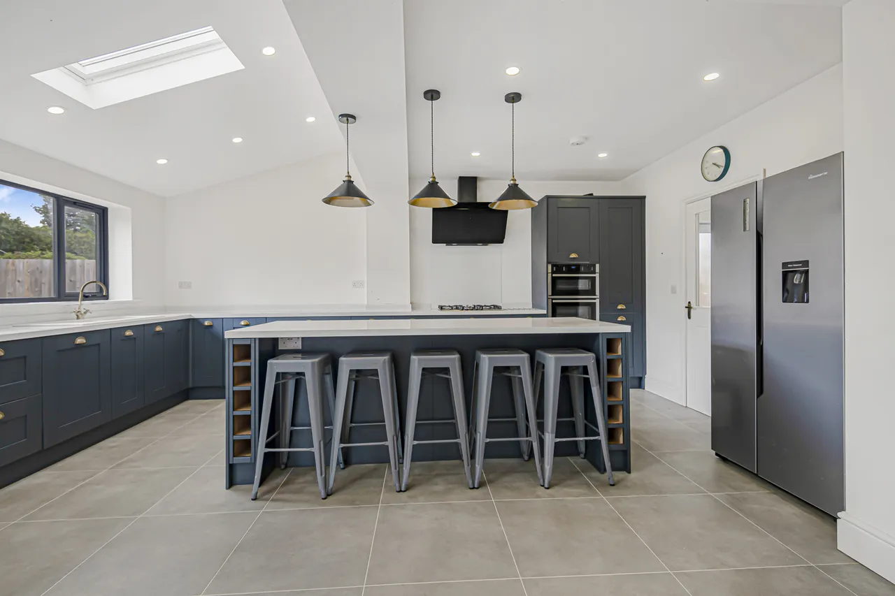 5 bed house for sale — Savoy Road, Brislington, Bristol, BS4 3SZ
