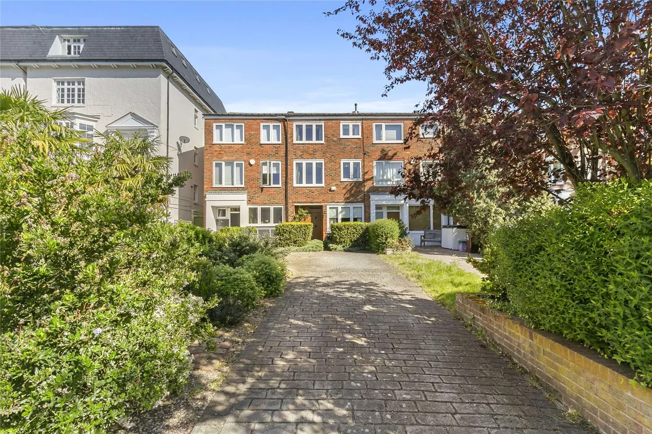 4 bed house for sale — Grosvenor Hill, Wimbledon, London, SW19 4RU