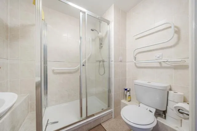 Western Avenue, Newbury, RG14, photo 16
