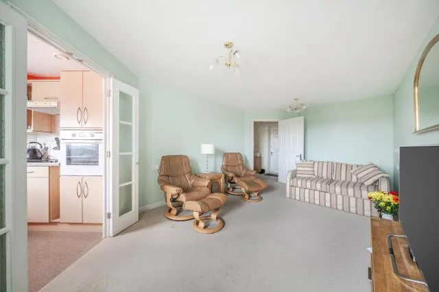 Western Avenue, Newbury, RG14, photo 9