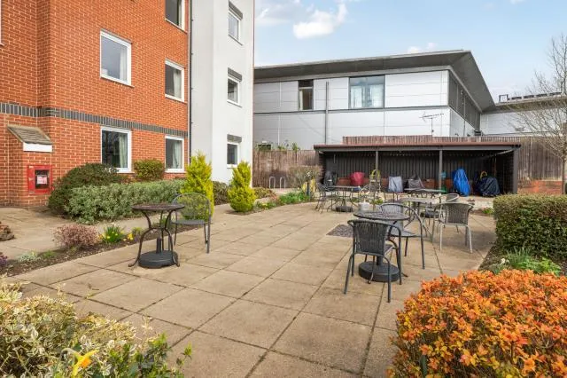 Western Avenue, Newbury, RG14, photo 20