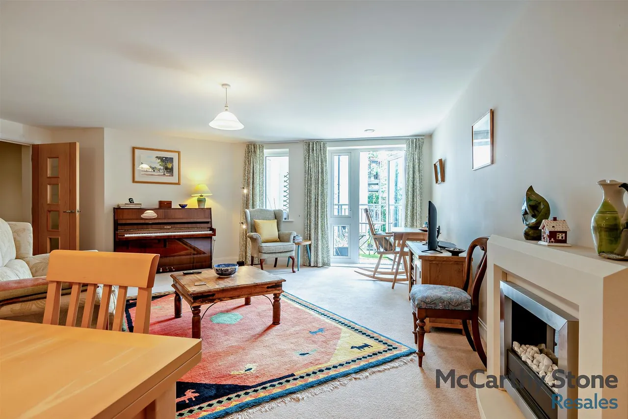 Seymour Road, Trowbridge, BA14, photo 3