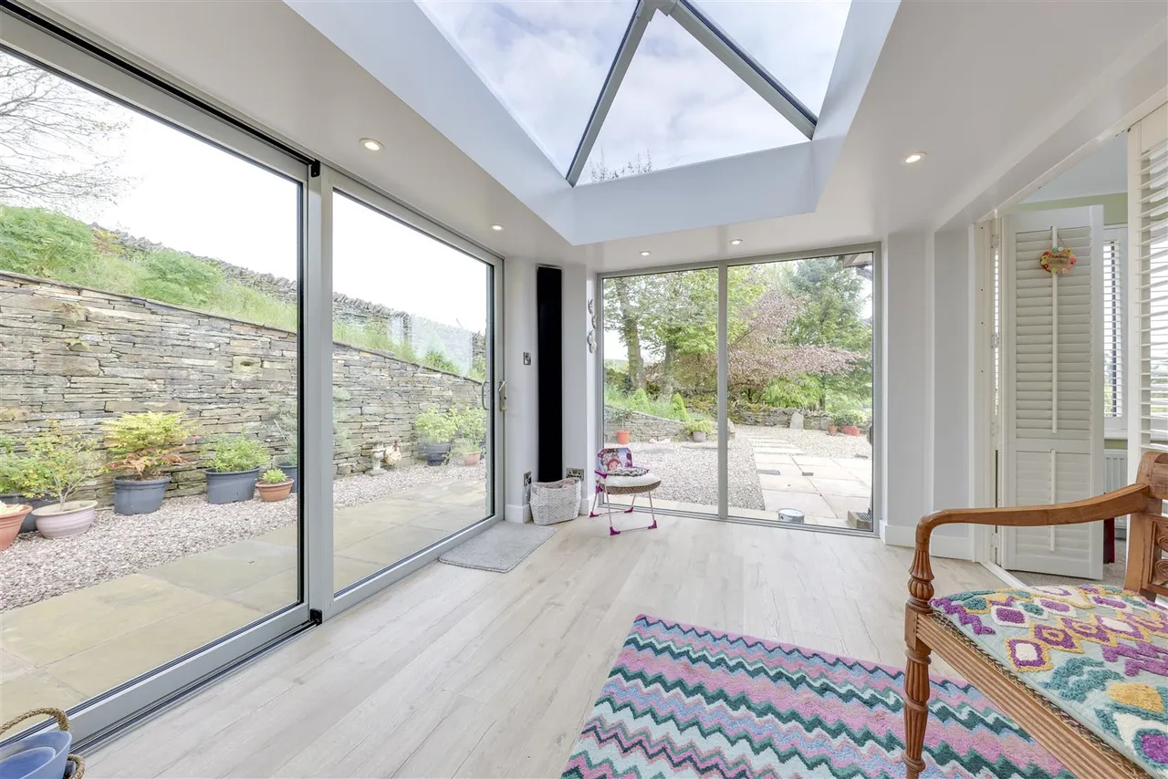 Todmorden Old Road, Bacup, photo 27