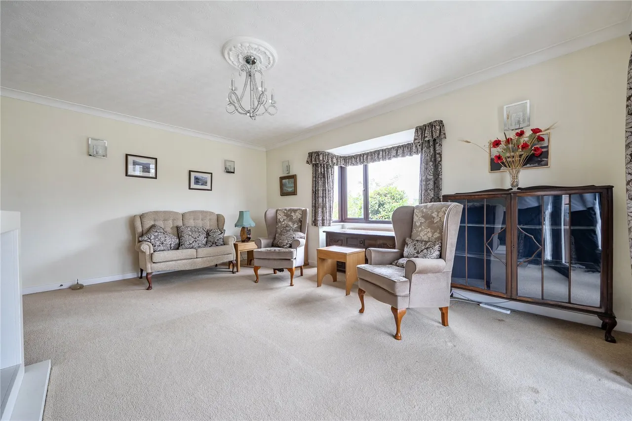 Wadd Close Lane, Whilton, NN11, photo 9
