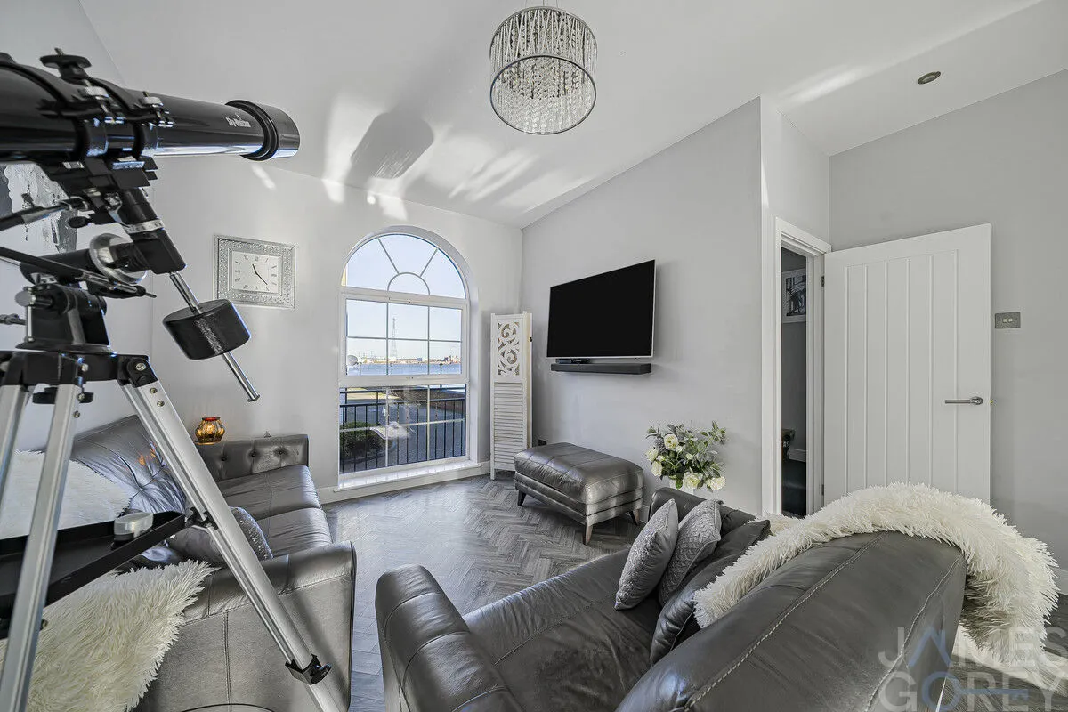 Frobisher Way, Greenhithe, DA9, photo 6