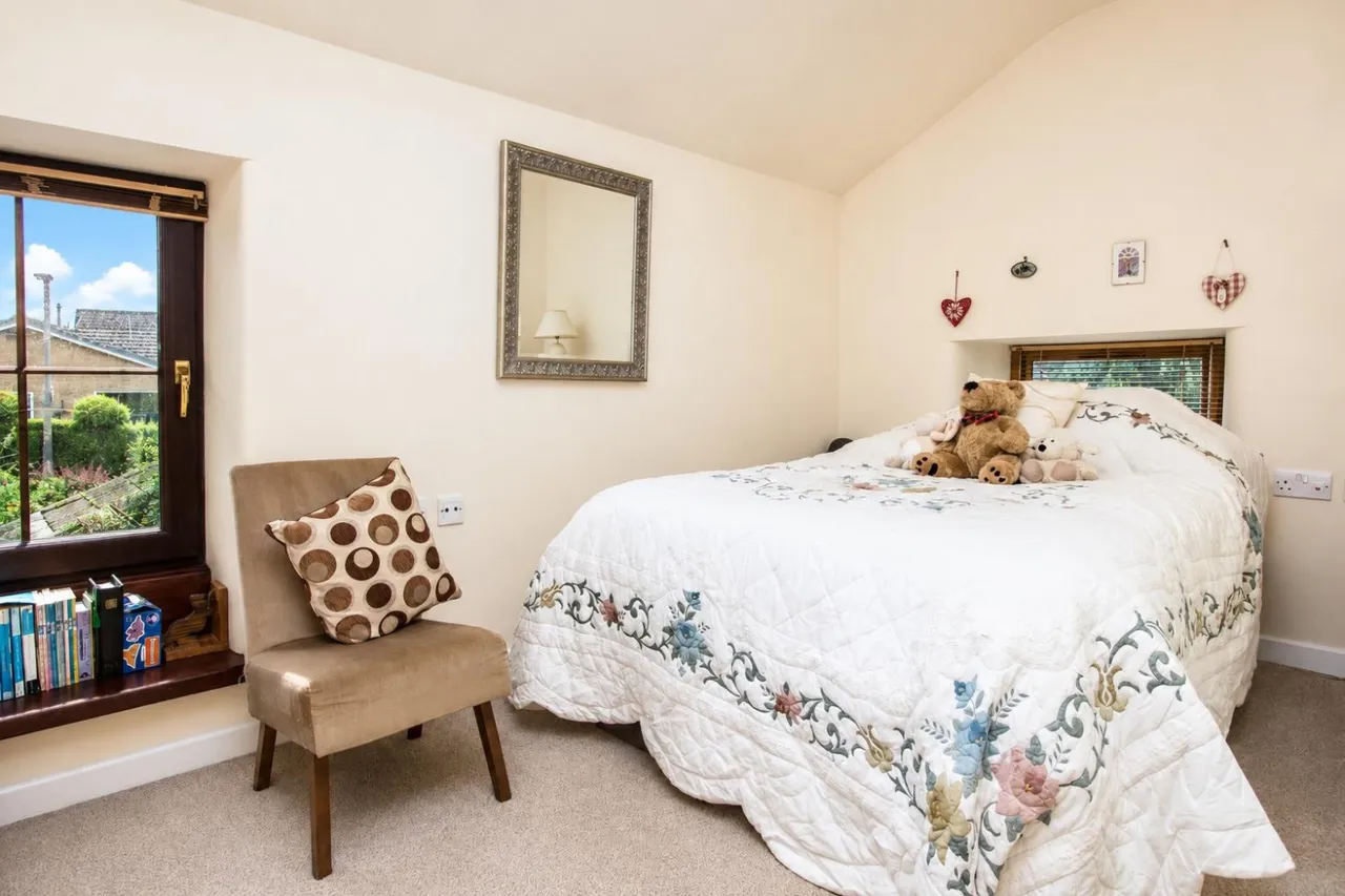 O'Er The Bridge, Hoddlesden, BB3, photo 13